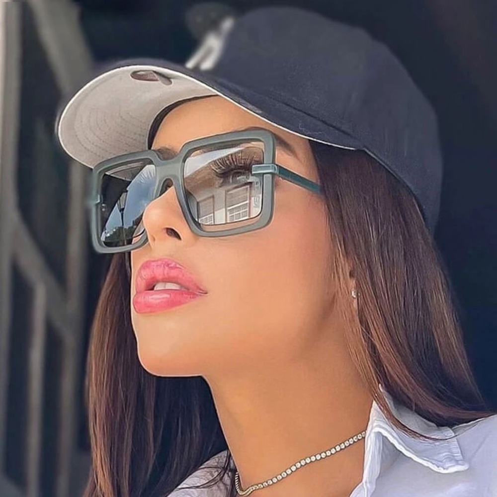 Stylish Green Sunglasses for Women